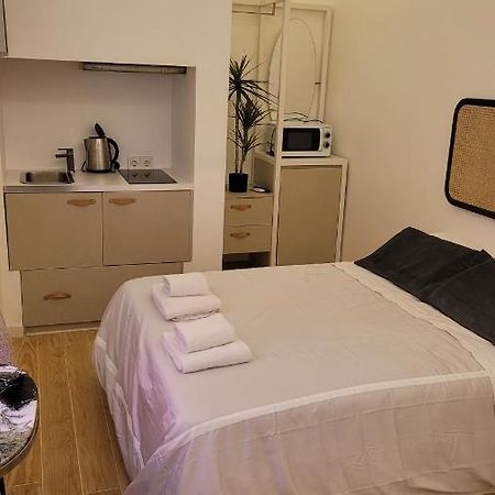 Tiny Studio Rosa - Bairro Alto Lisbon Exterior photo