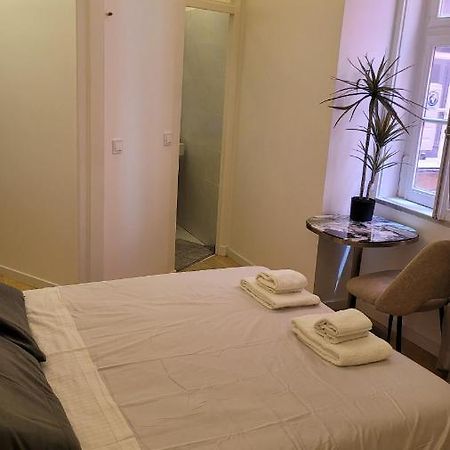 Tiny Studio Rosa - Bairro Alto Lisbon Exterior photo